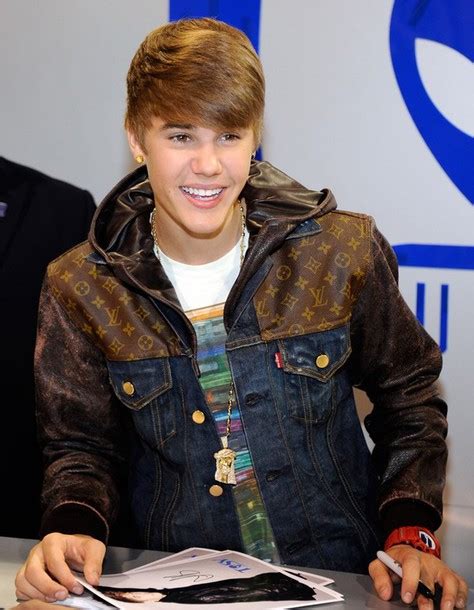 louis vuitton denim jacket justin bieber|Louis Vuitton x Supreme Collection And Prices .